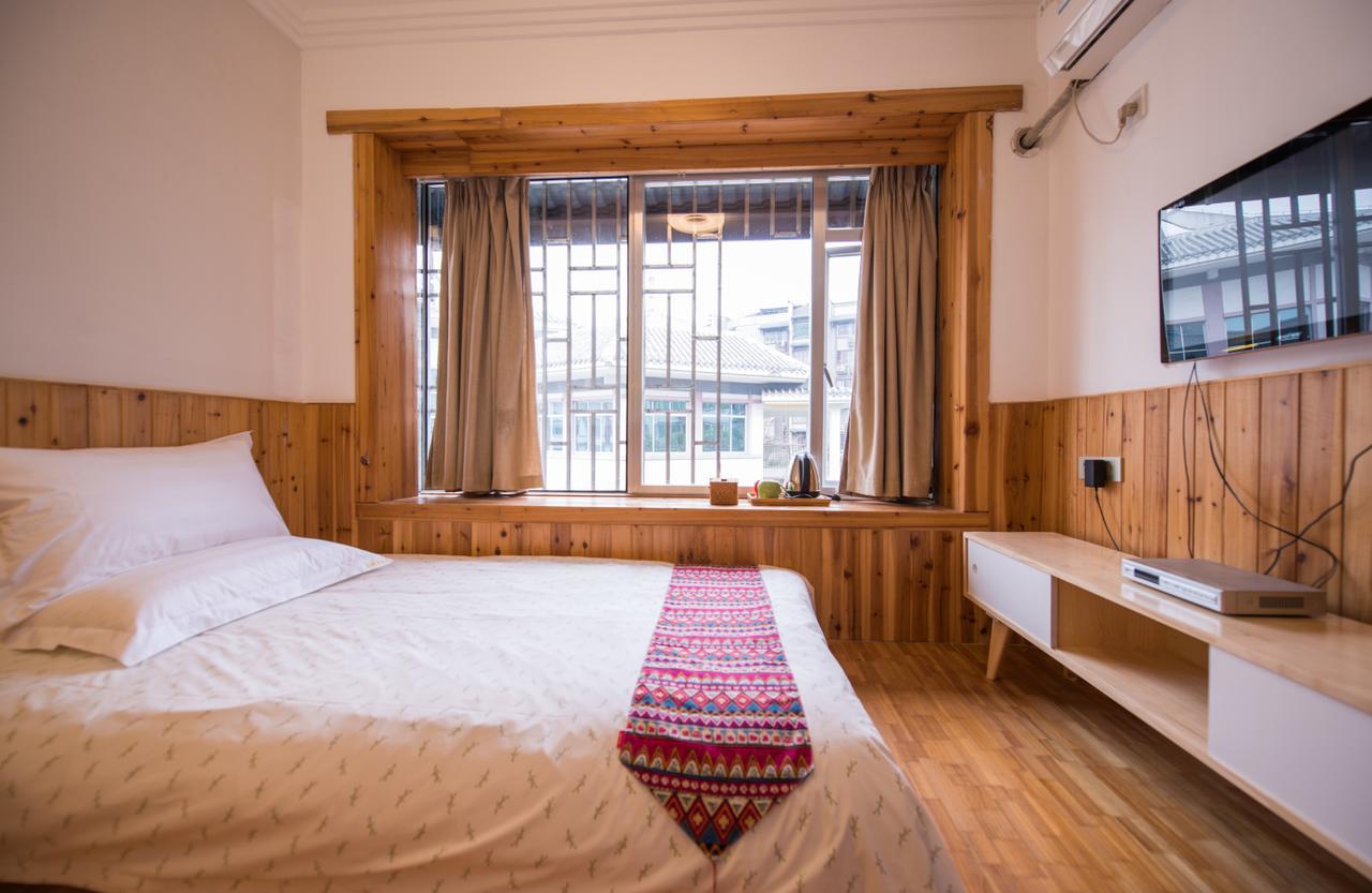 Ming Palace International Youth Hostel Ґуйлінь Екстер'єр фото