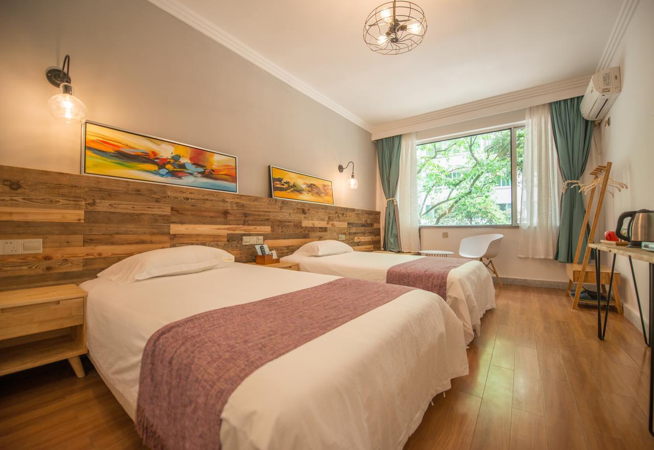 Ming Palace International Youth Hostel Ґуйлінь Екстер'єр фото